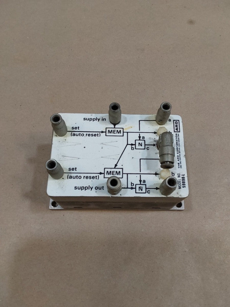 ARO Model 59898-L Pneumatic Logic Relay Controller