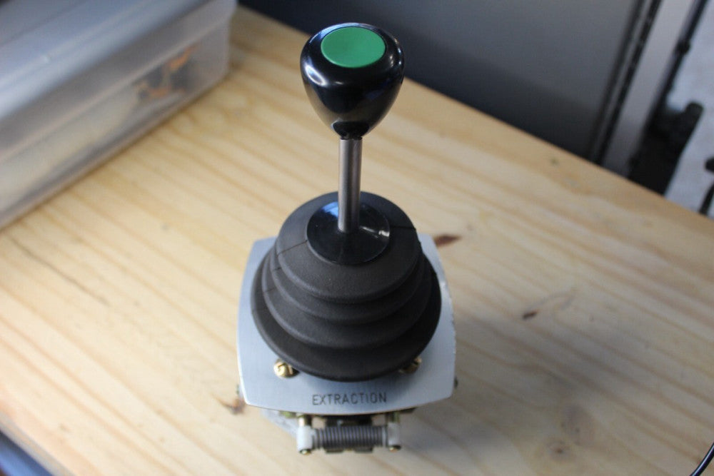Telemecanique XKD-F16230230 Joystick Control Switch