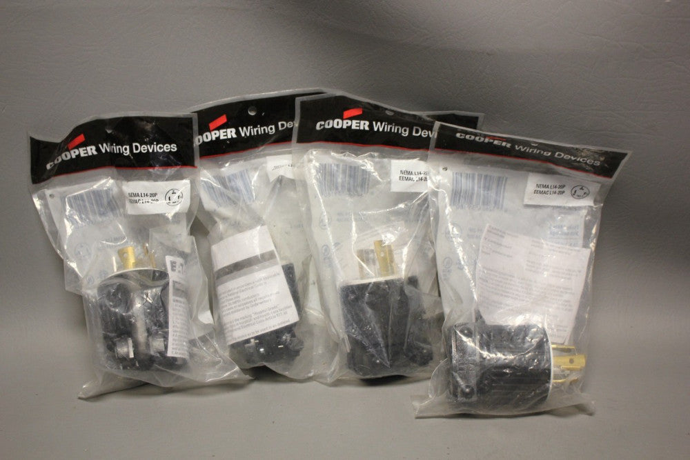 LOT OF 4 NEW COOPER WIRING DEVICES LOCKING PLUGS L1420P