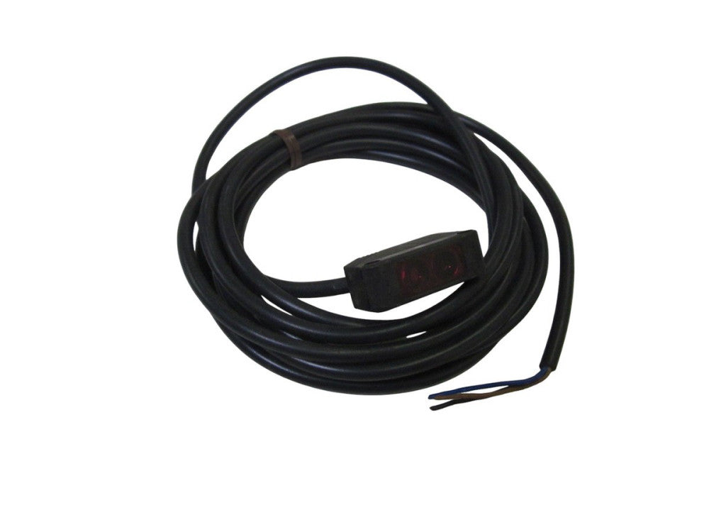 OMRON E3Z-B81 PHOTO SENSOR UNMP