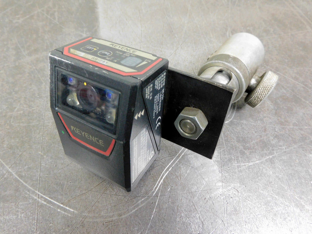 Keyence Barcode Reader - SR-751   KCC-REM-KEY-1169A & Mount