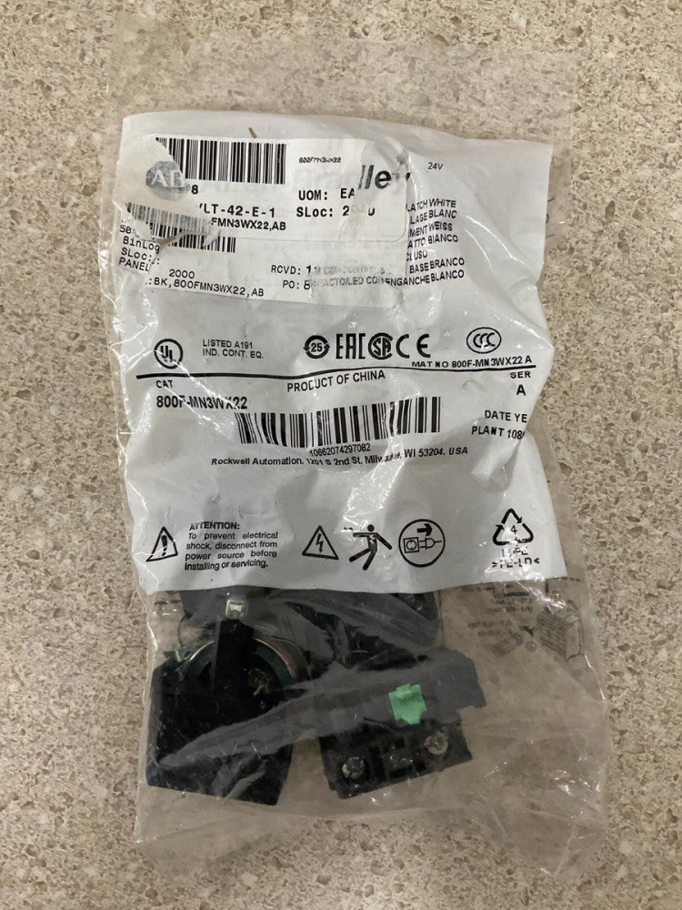 Allen Bradley 800F-MN3WX22 NEW