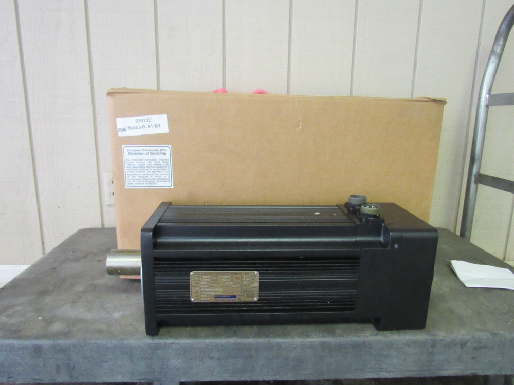 KOLLMORGEN GOLDLINE BRUSHLESS P.M. SERVO MOTOR M-803-B-A1-B3 230V 2750RPM NIB !!