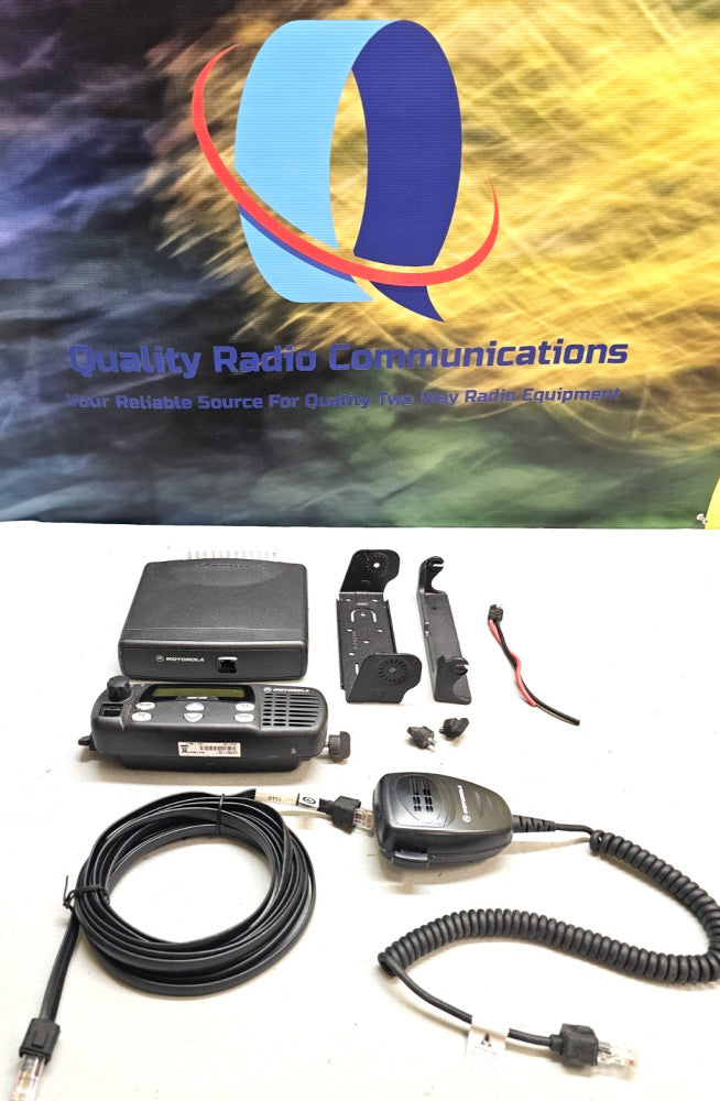Motorola CDM1250 136-174 MHz VHF 45w Remote Head Two Way Radio AAM25KKD9AA2AN