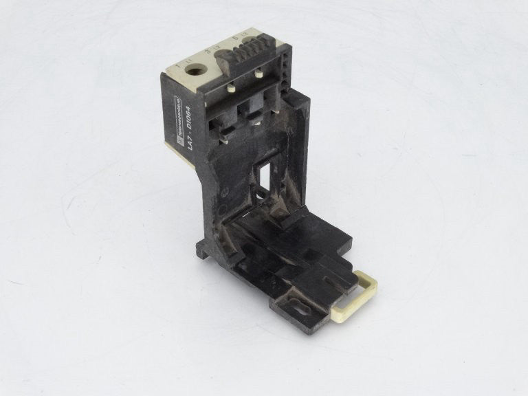 TELEMECANIQUE LA7D1064 TERMINAL BLOCK
