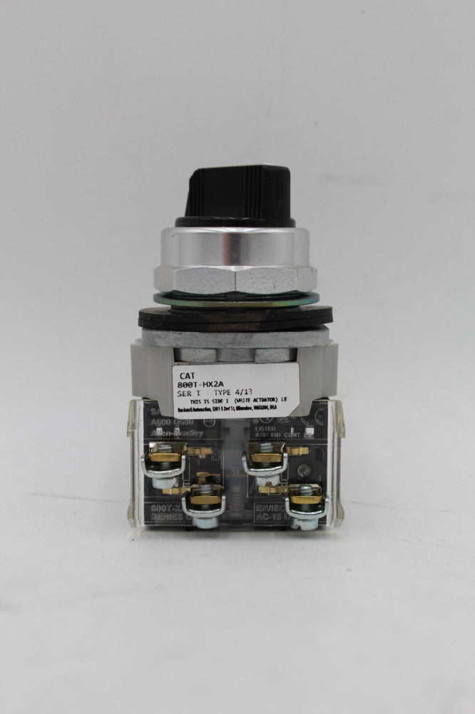 Allen-Bradley 800T-HX2A 30.5mm 2-Position Selector Switch