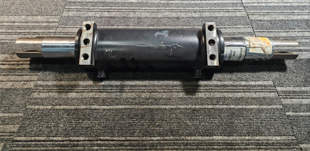 Clark 8123044 Forklift Steering Cylinder Assembly 25.5" Length 3.92" OD