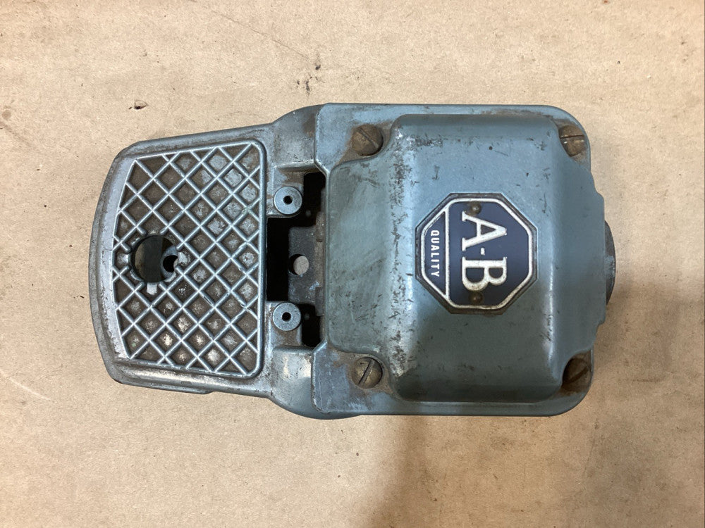 Allen - Bradley 805-A4 Foot Pedal Switch Series D #122E88PR6*CO
