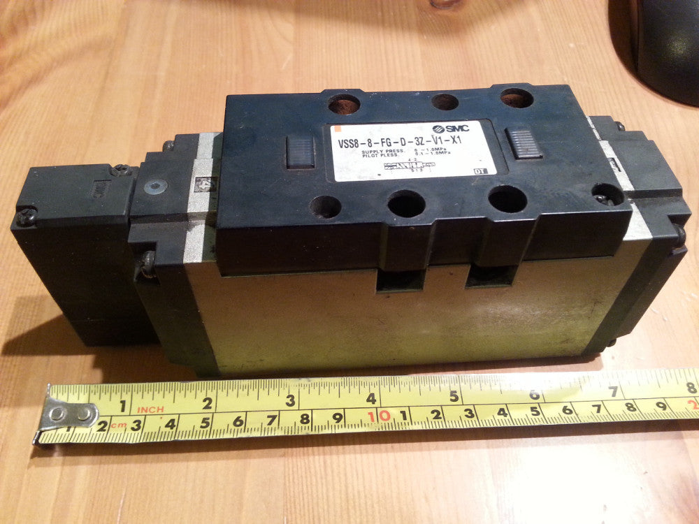 SMC Valve VSS8-8-FG-D-3Z-V1-X1 With 1 DC21-26V