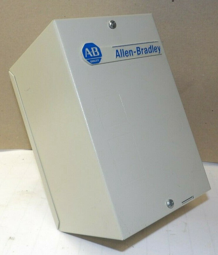 NEW ALLEN BRADLEY 40 AMP 600 VAC ENCLOSED MOTOR STARTER 7.5 HP 109-A09AD3