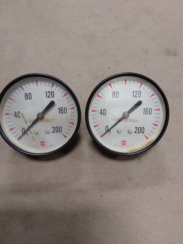 USG MASTER GAUGE CO 0-200 1/8 OBM 2"1/2 FACE STEEL CASE...C3