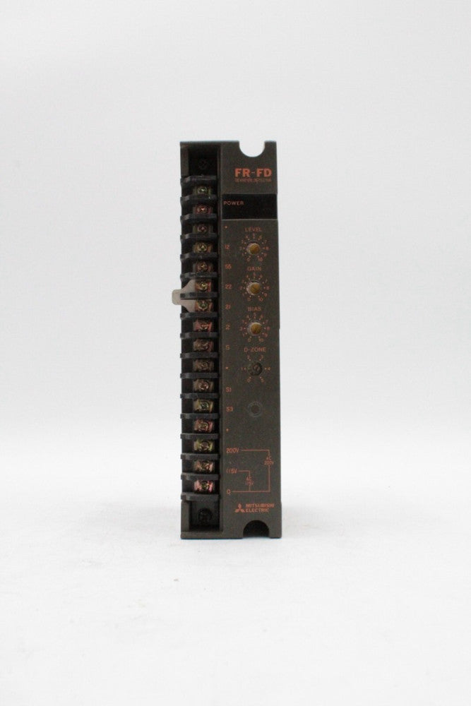 Mitsubishi TD840A491G51 Displacement Controller (No Wire Cover)