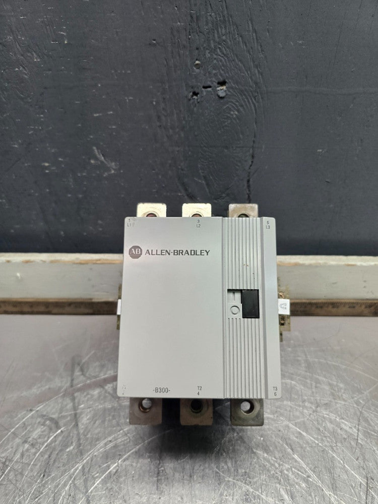 ALLEN BRADLEY 100-B300N*3 CONTACTOR 110-120V-COIL XLNT TAKEOUT !