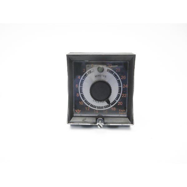 EAGLE SIGNAL CONTROLS HP55A6 120/240VAC 10/5A 30MIN NSNP