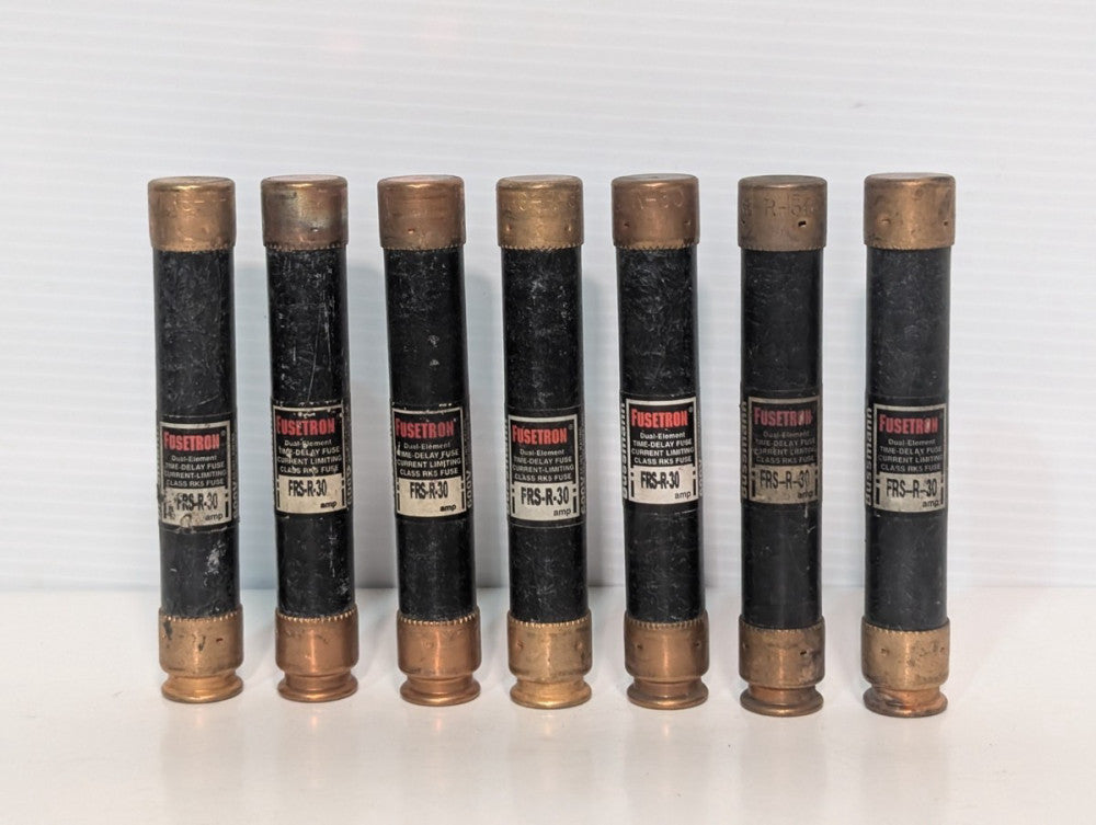 Lot of 7 Cooper Bussman Fusetron FRS-R-30 Dual Element Time Delay Fuses, 600V
