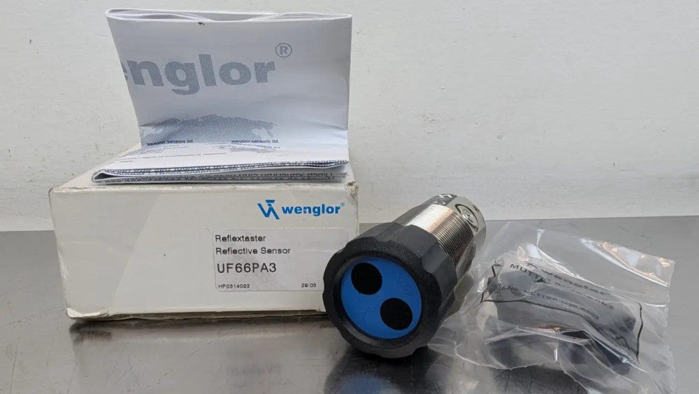 Wenglor UF66PA3 Reflective Sensor 1000mm 10-30VDC 200mA