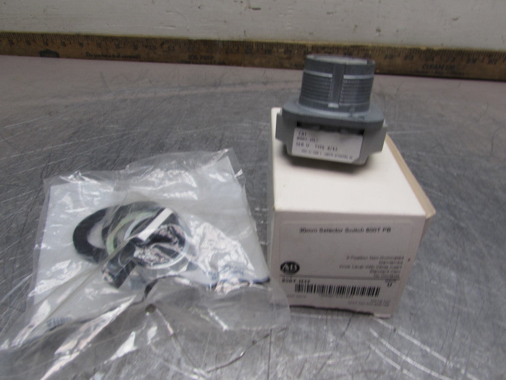 NEW! ALLEN BRADLEY 800T-H17, SER U, 2 POS. SELECTOR SWITCH , MAKE OFFER!