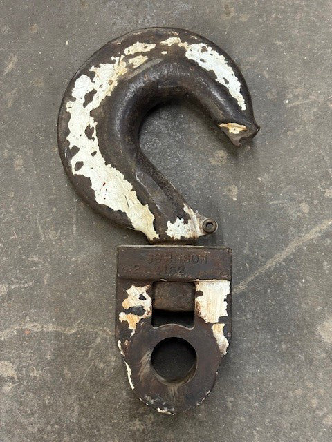 JOHNSON 3162 HEAVY-DUTY 8 IN RIGGING HOOK