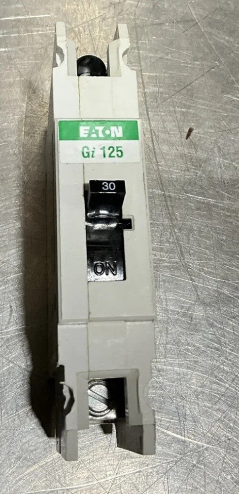 GI1030 Cutler Hammer Gi125 1 Pole 30 Amp 240V Molded Case Breaker Nos Surplus
