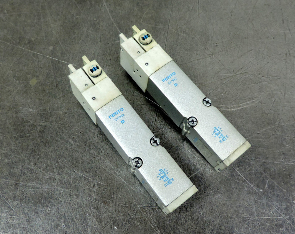 Festo 537952 Solenoid Valve 667877 Lot of Two (2)