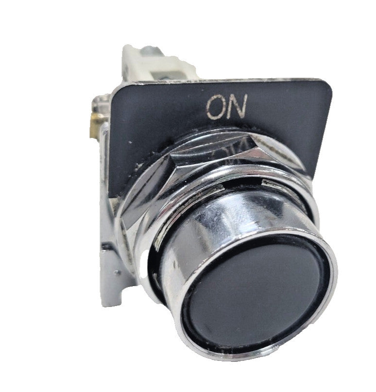 CUTLER HAMMER 10250T/91000T BLACK PUSH BUTTON
