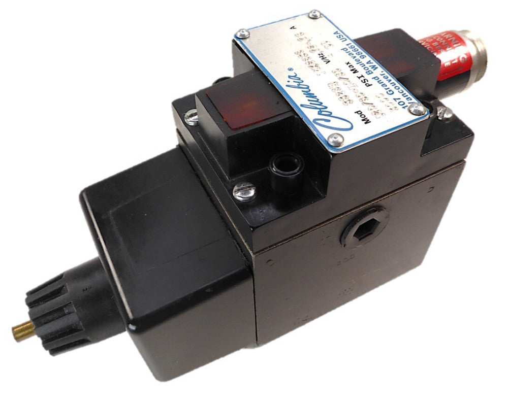 Columbia  332511 14X2636  Parker 3000psi Hydraulic Valve  NEW IN BOX