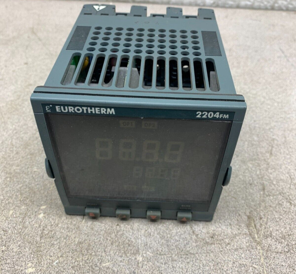 USED EUROTHERM K/0/2000/F TEMP. CONTROLLER 2204E/NS/VH/XX/XX/FH/FH/XX/ENG/EU0523