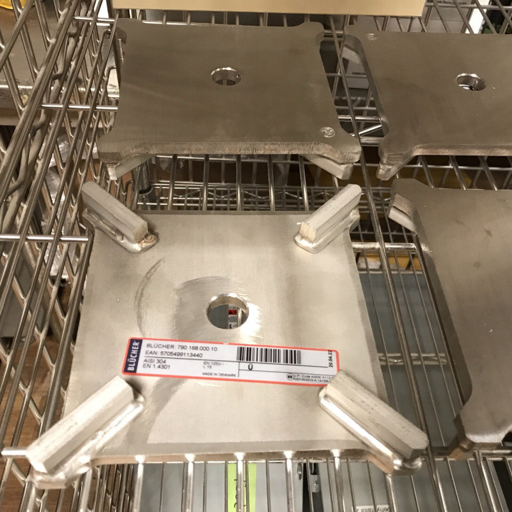 BLUCHER 790.168.000.10 SLOT GRATING SQUARE 200mm AISI 304