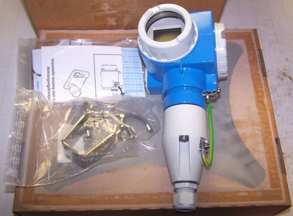 NEW ENDRESS + HAUSER MYPRO TRANSMITTER  CPM431-05B2PA