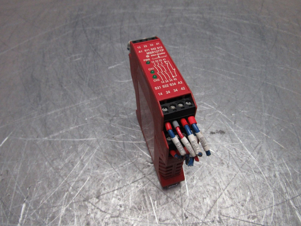 ALLEN BRADLEY GUARDMASTER 440R-N23132 MSR127TP SAFETY RELAY XLNT USED TAKEOUT !!
