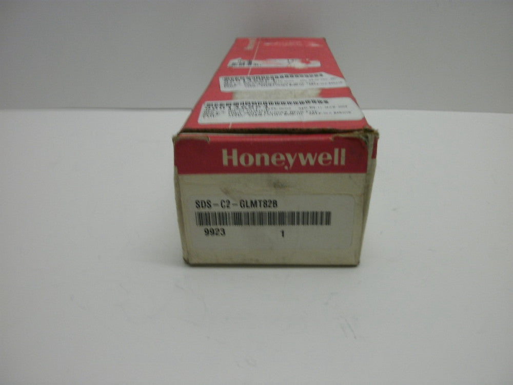 HONEYWELL SDS-C2-GLMT82B LIMIT SWITCH 12-24 VDC 20mA CLASS 2 9923 NEW IN BOX