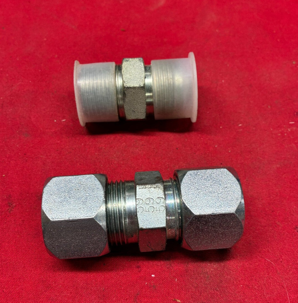 UNBRANDED UNION CONNECTOR (LOT OF 2)