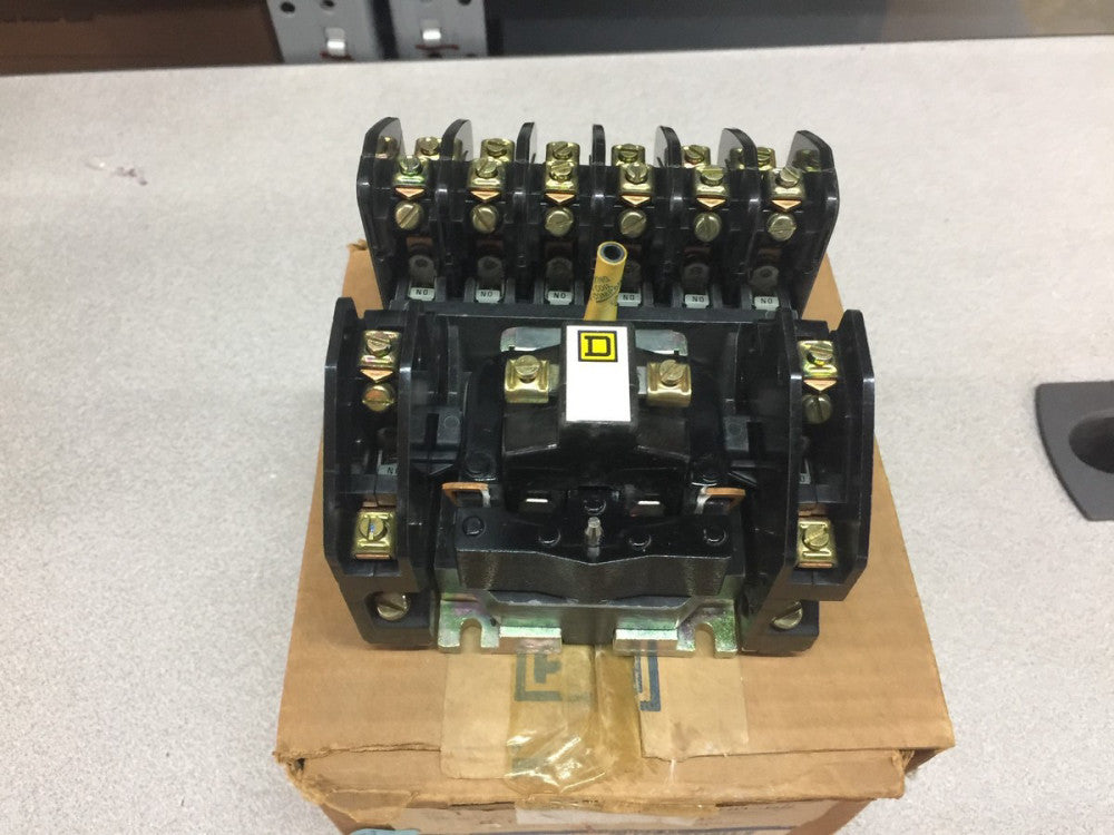 NEW IN BOX SQUARE D  CONTROL RELAY CLASS 8501 HO-80