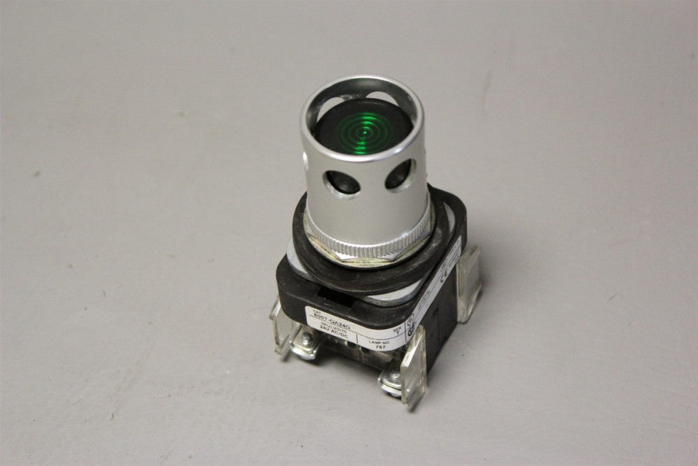 USED ALLEN BRADLEY GREEN ILLUMINATED PUSHBUTTON W/SHROUD 800T-QA24G T