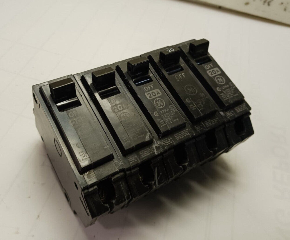 5) GE 20 AMP BOLT ON CIRCUIT BREAKER 120 VAC THQB120 LOT OF 5