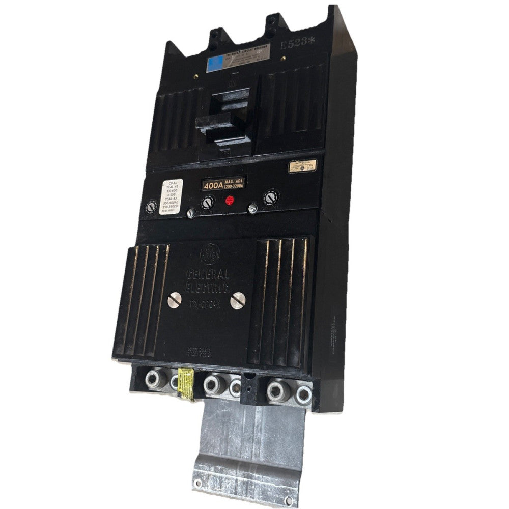 GE General Electric 3 Pole 400 Amp 600V Tri-Break Circuit Breaker TB43F400