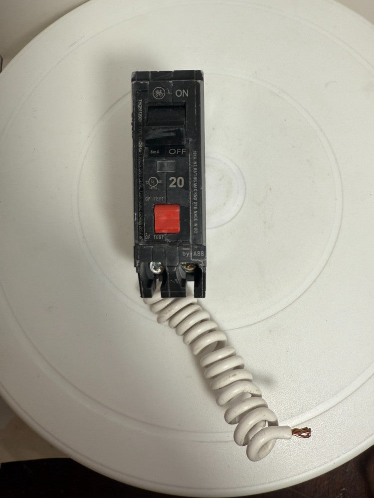 GE 20 Amp 10kA Single Pole Bolt On Circuit Breaker THQB1120GFT THQB-GFT