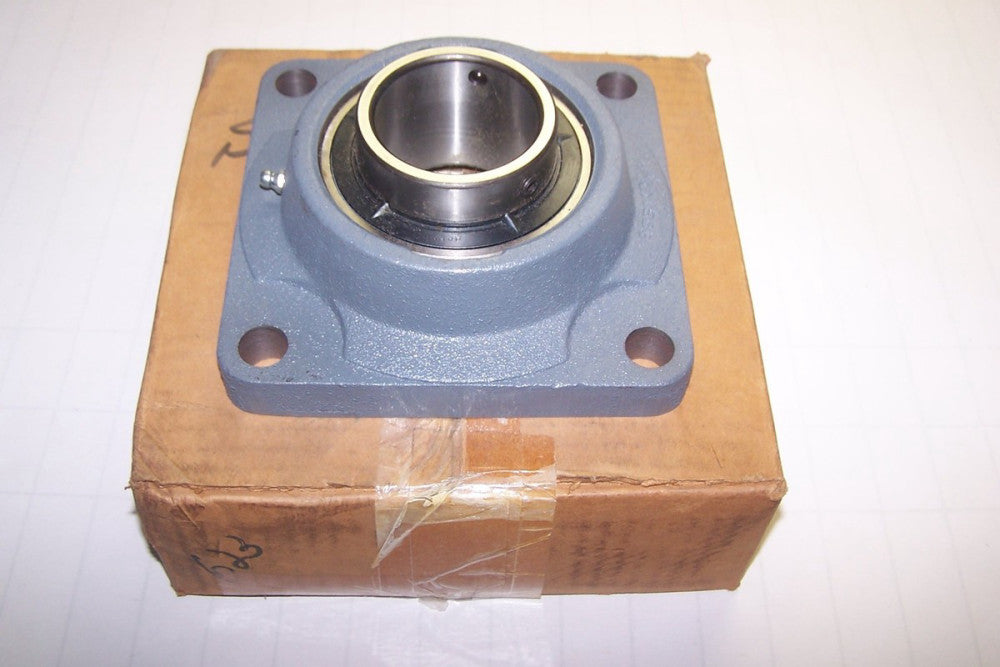 NEW BOSTON GEAR SF-2 3/16 FLANGE MOUNT BEARING 64755