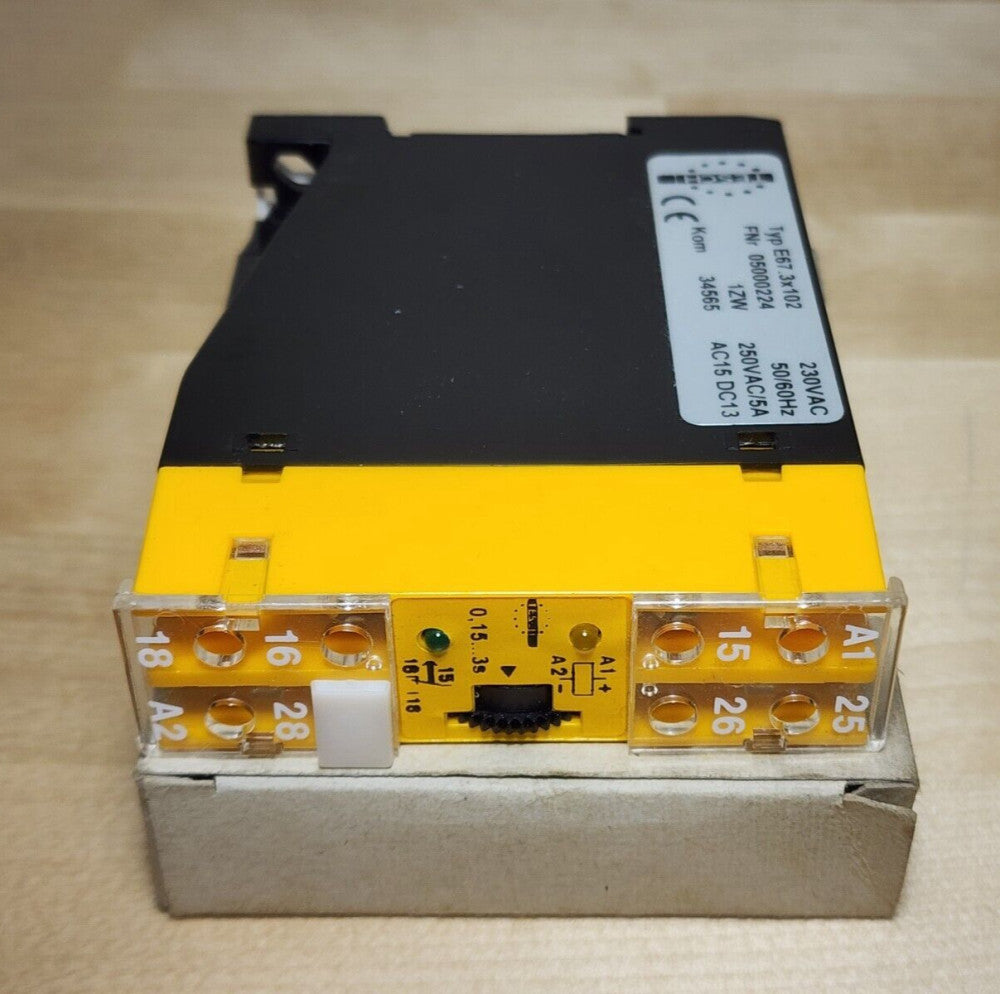 Tesch E67.3x102 Safety Relay 05000224 230VAC