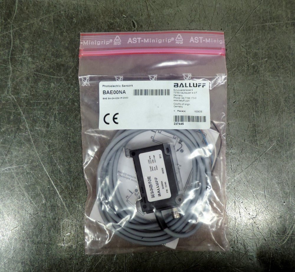 Balluff BAE00NA Photoelectric Sensor  BAE SA-OH029-YP-DV02