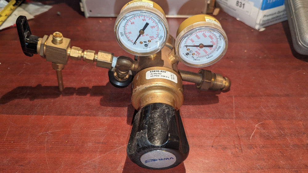 VWR 55850-424 Multistage Pressure Regulator AR/HE/N2 125psig