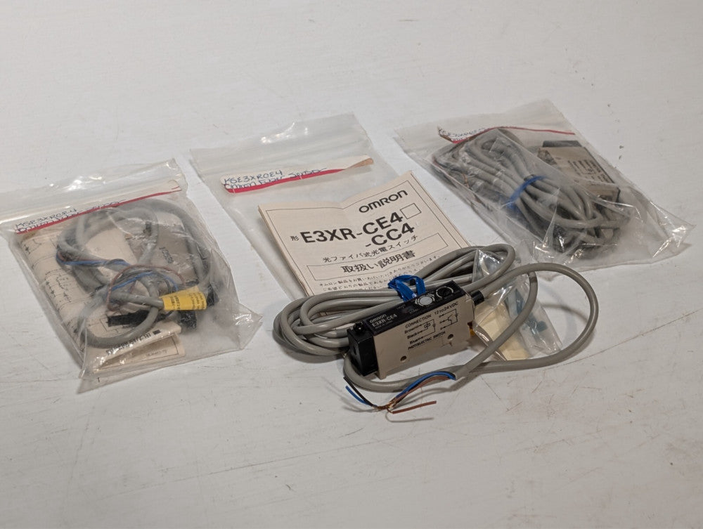 New Omron E3XRCE4 E3XR-CE4 Photo Fiber Amplifier Sensor USA Stock