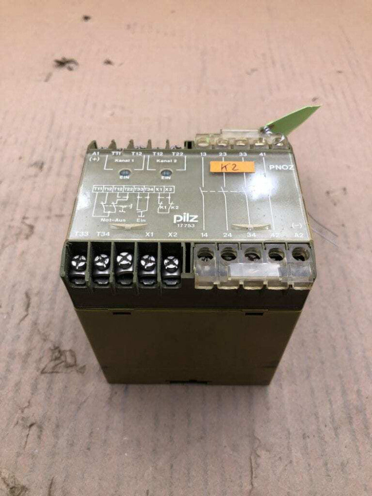 PILZ PNOZ 474695 Safety Relay 24VDC 3.5W 250/380VAC 8/5A 2000VA