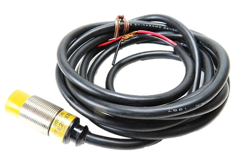 Omron E2E-X10MF1 Proximity Sensor *USA Seller* NEW NO BOX