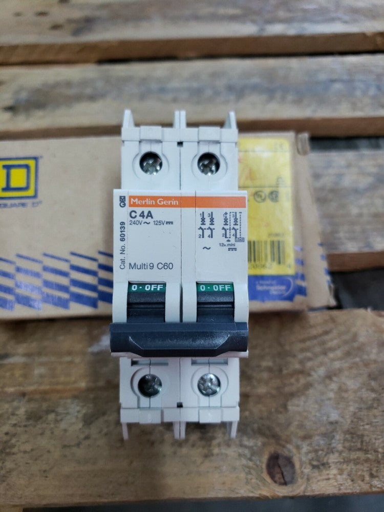NEW SCHNEIDER 60139 MULTI 9 C60 MINIATURE CIRCUIT BREAKER 2P 4A 240 VAC DIN RAIL