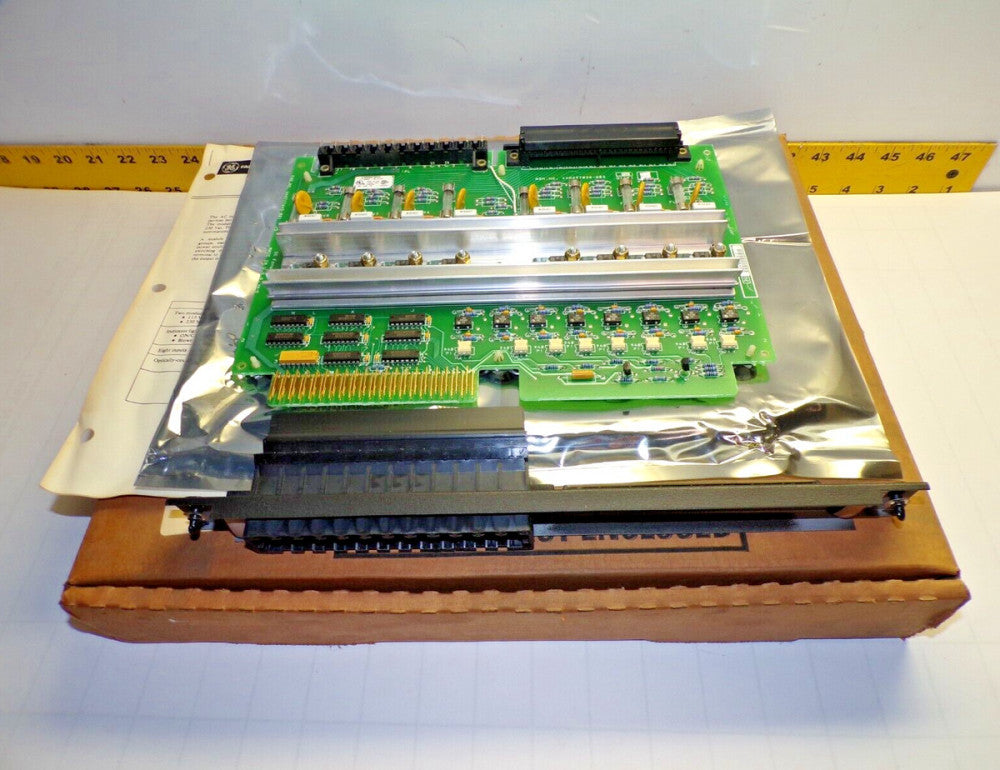 NEW GE FANUC SERIES SIX AC OUTPUT MODULE 115/230 VAC  IC600BF904K