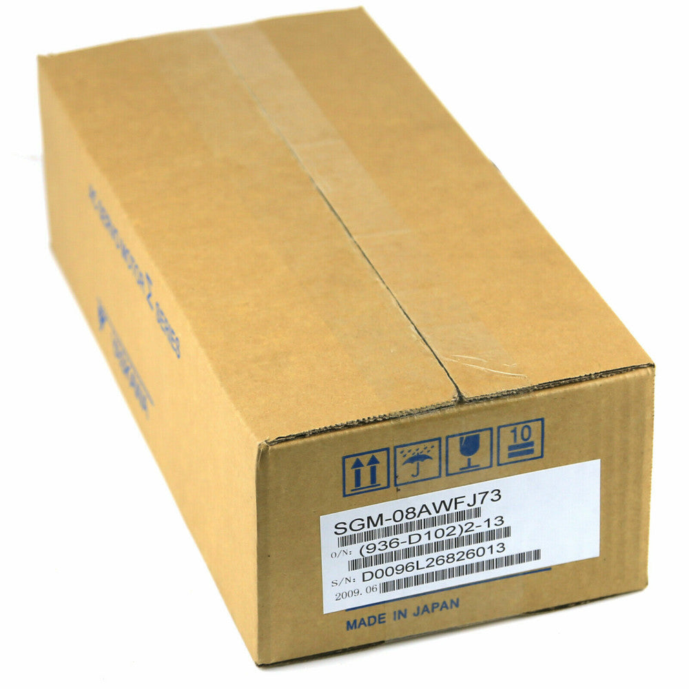 New In Box YASKAWA SGM-08AWFJ73 AC Servo Motor