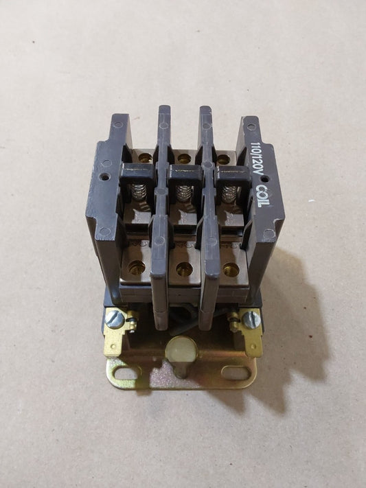 30D030 Elmwood Contactor 3 Pole, 110/120 Vac