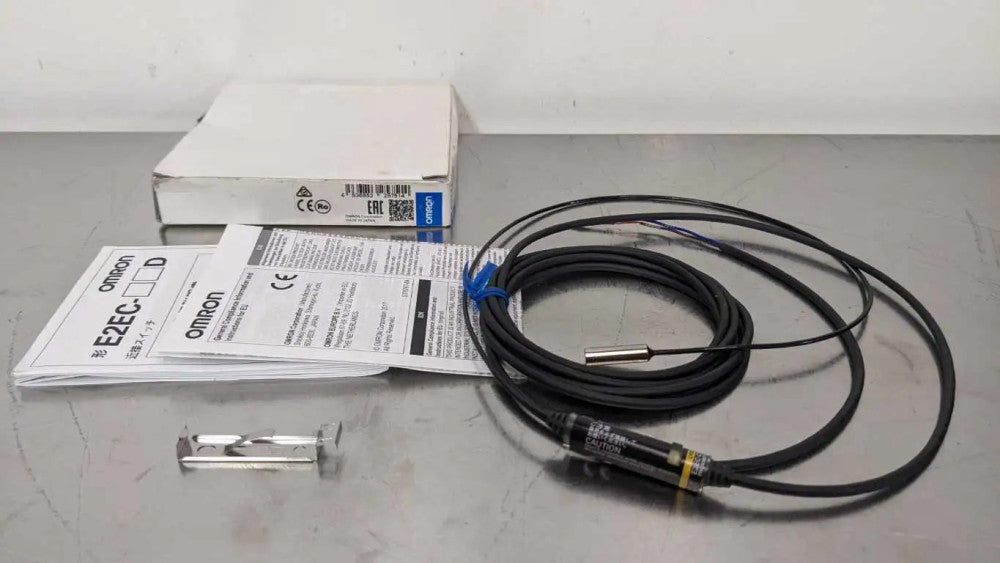 Omron E2EC-C1R5D1 Proximity Switch 2m 12-24VDC
