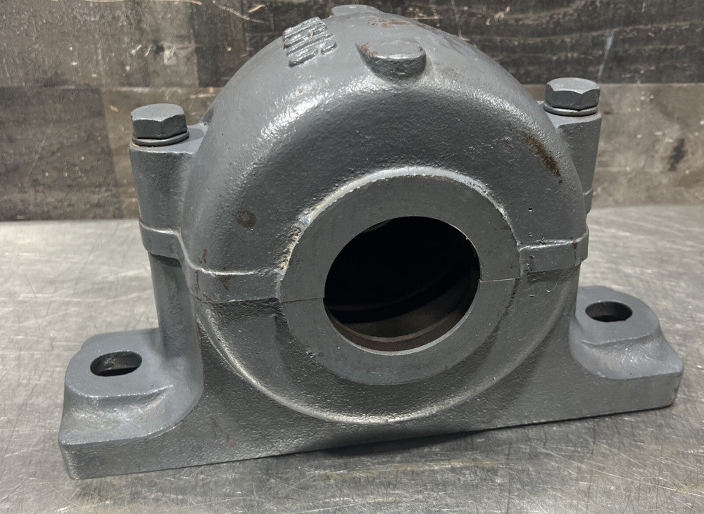 SKF SN 616 Pillow Block Bearing Housing Nos Surplus. Item ID 1